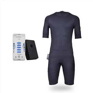 Dispositivo de entrenamiento electrónico para ejercicios musculares / EMS